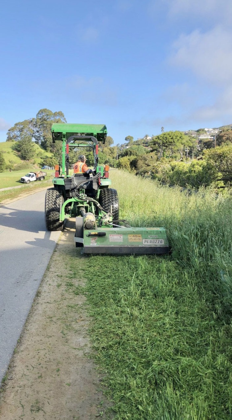 ROADSIDE FLAIL MOWERS